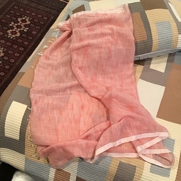 Santa Fe Red & White Linen Scarf/Wrap70” x 42” - Picture 5 of 7